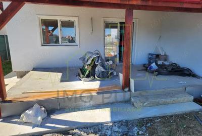 Duplex pe parter, 3 camere - 2