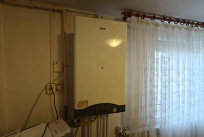 Casa zona Plevnei Parang 10 camere pretabila pentru locuinta sau diferite activitati comerciale - 16