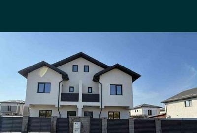 Casă cu 4 camere cu Teren 250 Mp în Central