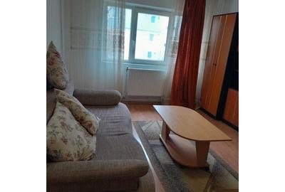 Apartament cu 2 camere, mobilat în Central