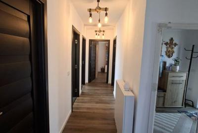 Casă cu 4 camere cu Teren 500 Mp în Ferneziu - 1