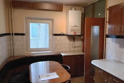 Decomandat, etaj 1, 60mp, Steaua-Shopping Mall - 6