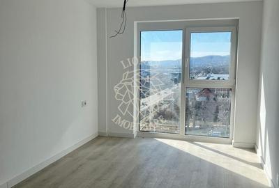 Apartament cu 3 camere semidecomandat în Nord - 2