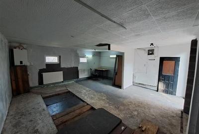 Casa individuala, compusa din: garaj si apartament! - 2