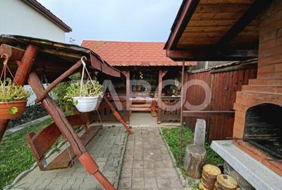 Casa individuala de vanzare 6 camere garaj Selimbar - 4