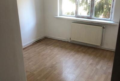 Apartament cu 2 camere decomandat în Central - 9