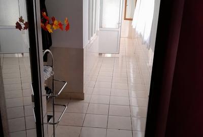Casă cu 4 camere cu Teren 650 Mp în Central - 1