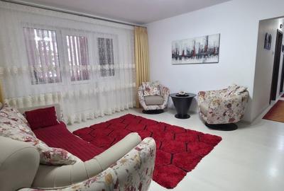 Apartament cu 3 camere semidecomandat în Lacu - 1