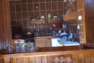 Casă cu 5 camere cu Teren 2345 Mp în Breaza - 2
