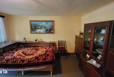 Casă cu 3 camere cu Teren 3600 Mp în Mărtinești