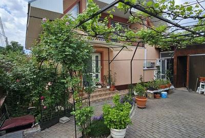 Casă cu 4 camere cu Teren 368 Mp în Coman - 2