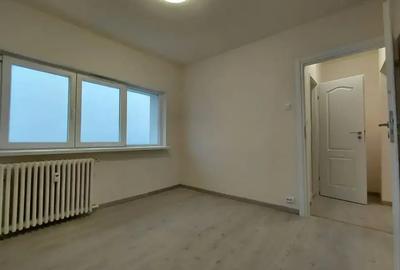 Apartament cu 3 camere decomandat în Giurgiului - 5