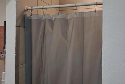 Garsonieră nedecomandată în Central - 1