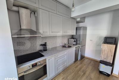 Apartament cu 3 camere semidecomandat în Central - 9