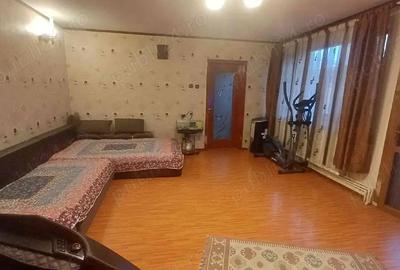 Casă cu 2 camere cu Teren 45 Mp în Central - 3