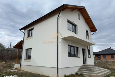 Casă cu 3 camere cu Teren 500 Mp în Tăuții-Măgherăuș