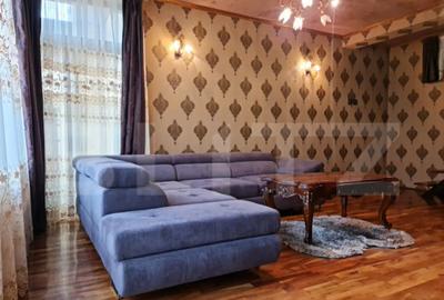 Apartament cu 3 camere semidecomandat, mobilat în Gruia - 3