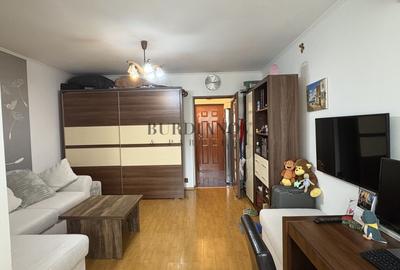 Garsonieră în Apărătorii Patriei - 1