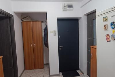 Proprietar închiriez apartament 3 camere pe termen lung - 7