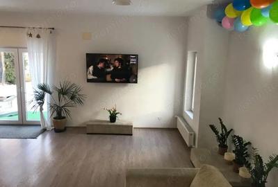 Casă cu 5 camere cu Teren 200 Mp în Central - 1