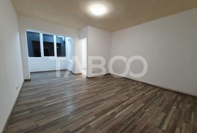 Garsoniera de vanzare 27 mp parter zona Tudor Vladimirescu - 1