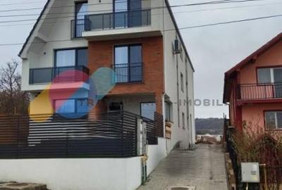 Duplex, 150 mp utili, 700 mp teren,  ideala pentru familie sau birou - 15