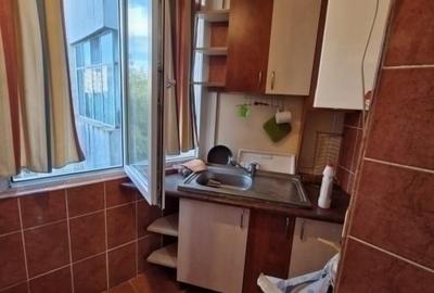 Apartament cu 2 camere decomandat în Nicolina - 9