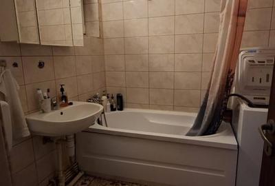 Apartament cu 3 camere decomandat în Rahova - 3