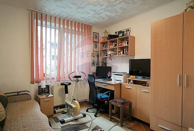 Apartament cu 4 camere semidecomandat în Central - 9