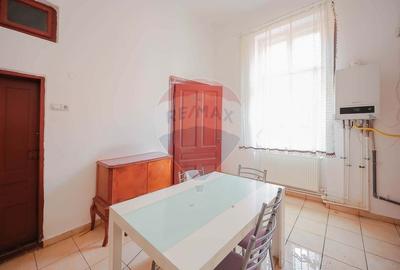 Casă de Vânzare cu 4 camere, Ultracentral - Cuza Vodă - 15