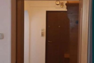 Apartament cu 2 camere semidecomandat în Dacia
