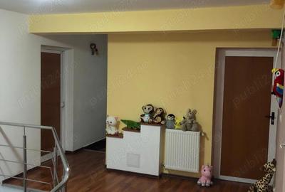 Casă cu 4 camere cu Teren 280 Mp în Central - 4