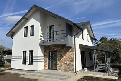Casă cu 3 camere în Lehliu - 8