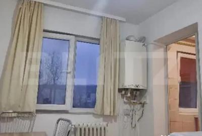 Apartament cu 3 camere decomandat în Alexandru cel Bun - 2