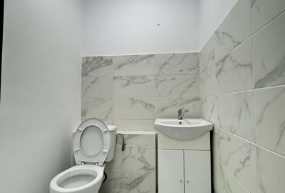 Spațiu comercial, de 32 mp, în Tractorul - 8