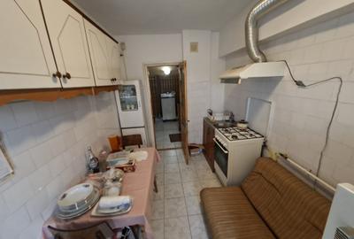 Apartament cu 3 camere decomandat în Gară - 6