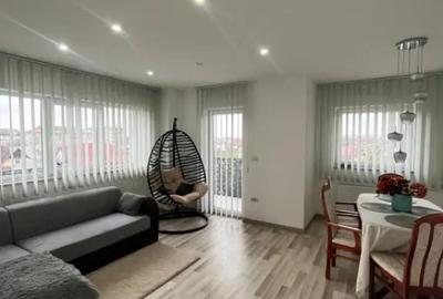 Apartament cu 3 camere decomandat în Central - 2