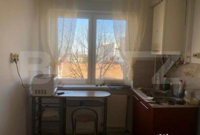 Apartament cu 3 camere semidecomandat în Central - 8