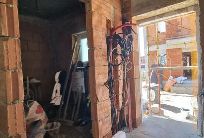 Casă individuală cu 4 camere cu Canalizare în Sud-Est - 7