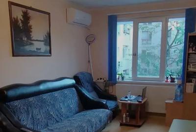 Apartament cu 4 camere semidecomandat, mobilat în Pantelimon