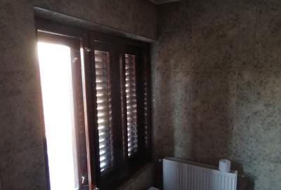 Casă individuală cu 4 camere cu Canalizare în Tomis II - 15