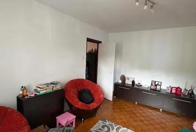 Apartament cu 3 camere semidecomandat în Astra - 6
