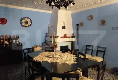 Casă cu Teren 740 Mp în Zizin
