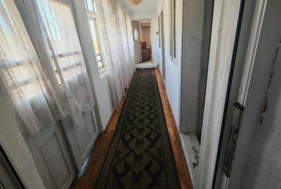 Casă cu 7 camere cu Teren 3233 Mp în Dârmănești - 11