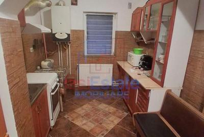 Apartament cu 3 camere decomandat în Galata - 4