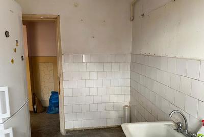 Apartament cu 3 camere semidecomandat în Mănești - 5