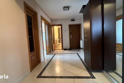 Apartament cu 3 camere decomandat în Intim - 12