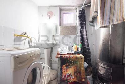 Casă cu 2 camere cu Teren 834 Mp în Cetariu - 8