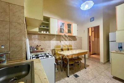 Apartament 3 camere, zona Ultracentrala - 1