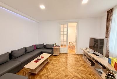 Casă individuală cu 16 camere cu Canalizare în P-ța Unirii - 9